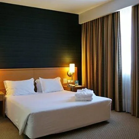 Portus Cale فندق 4*